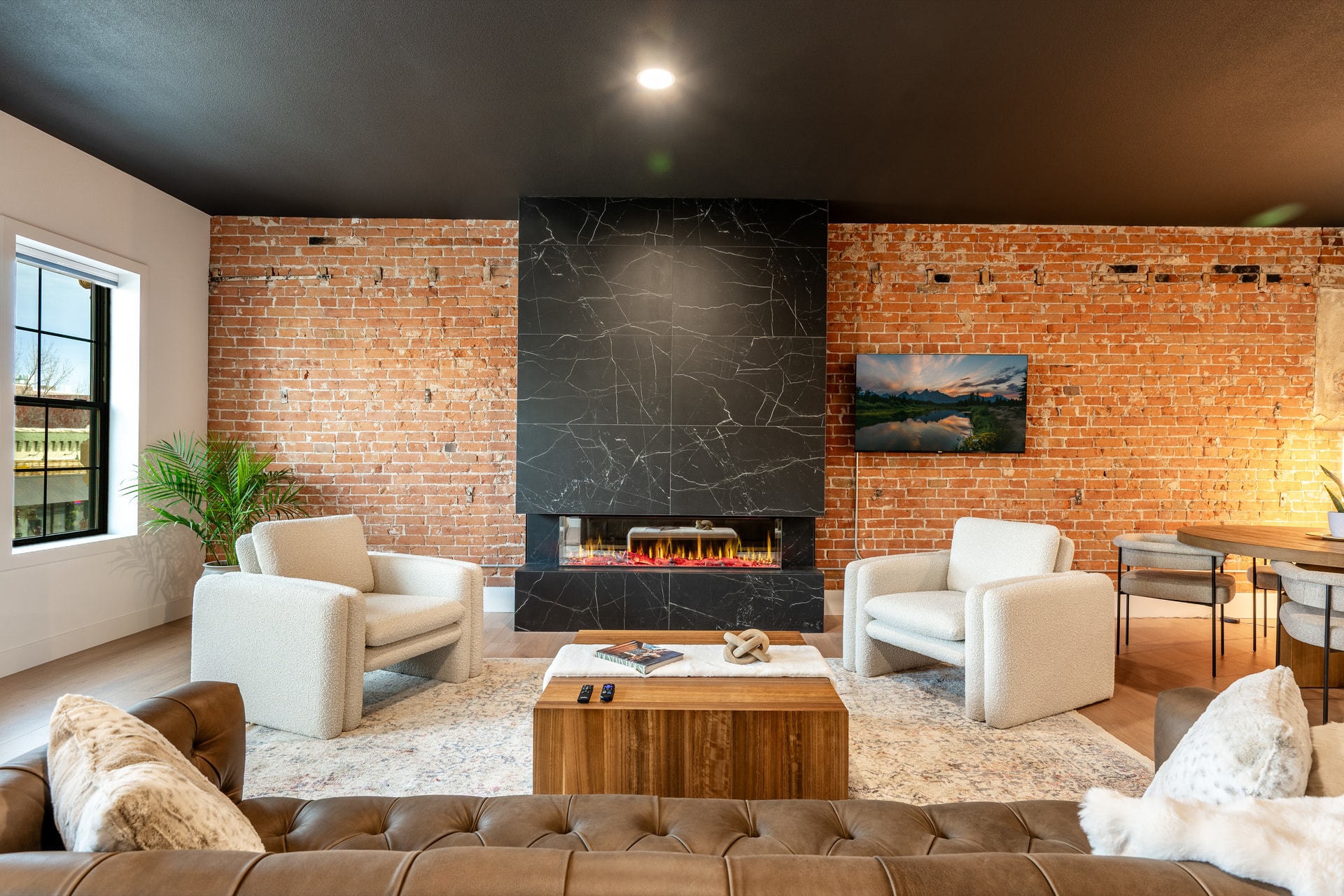 The Onyx at The Main Exchange — Living Fireplace 2